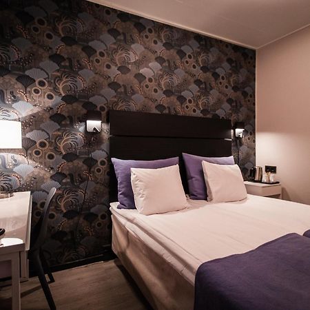 Hotel Aakenus Рованиеми Экстерьер фото