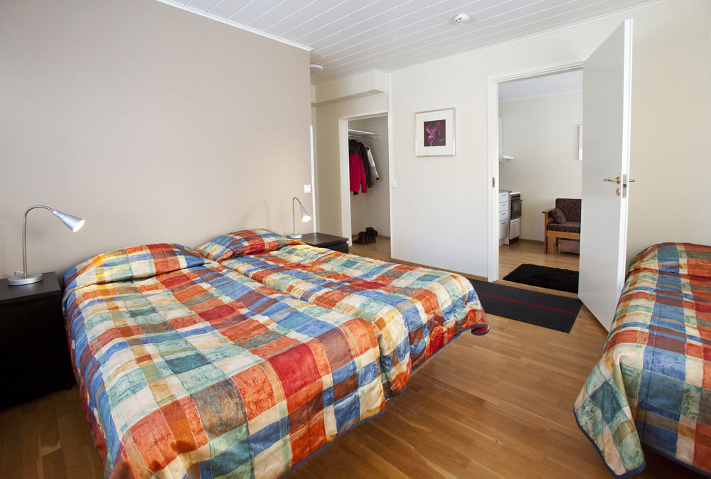 Hotel Aakenus Рованиеми Экстерьер фото