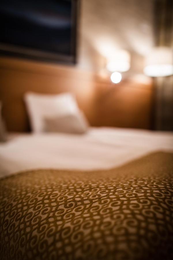 Hotel Aakenus Рованиеми Экстерьер фото